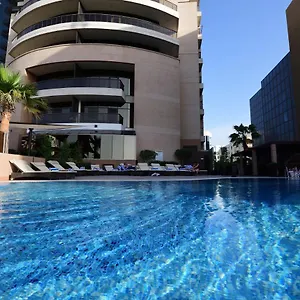 Majestic Retreat דובאי